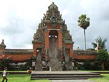 割れ門に似ているけれど・・・・・