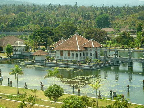 ���ɕ����ԃ^�}���E�E�W����