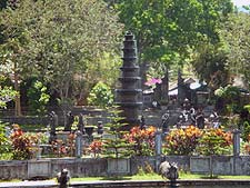 �e�B���^�K���K�̕��i