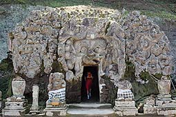 �S�A�K�W�����