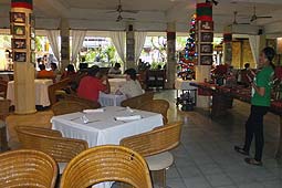 �C�^���A�����X�g�����E�}�b�V���[MASSIMO