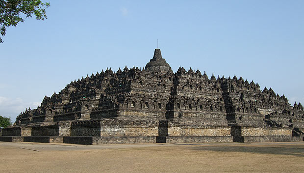 ボロブドゥール半日観光ツアー