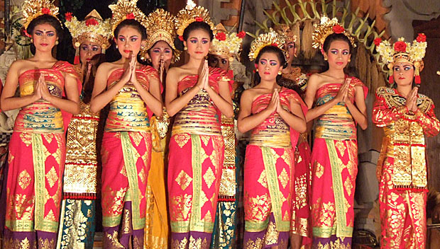 レゴンダンス鑑賞付きツアー