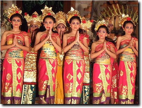 �Y��Ȉߑ��ɐg���܂Ƃ������S���_���X�̃_���T�[����